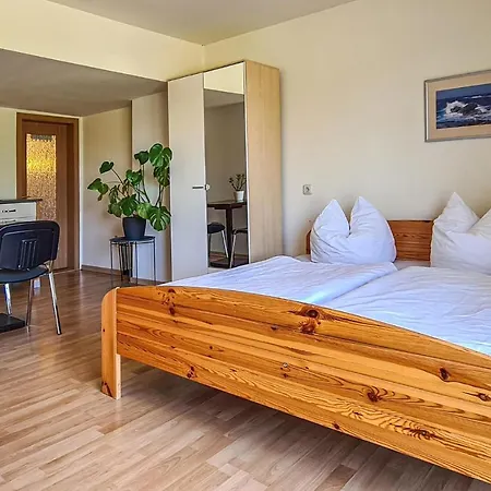 Stunning In Ribnitz-dammgarten With Wifi&1 Bedrooms Apartment *